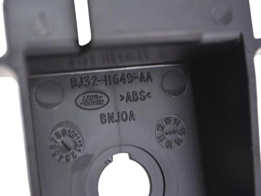 Накладка торпедо правая LAND ROVER RANGE ROVER EVOQUE L538 2011-2015 (BJ3211649AA) LR026105, LR026105, A