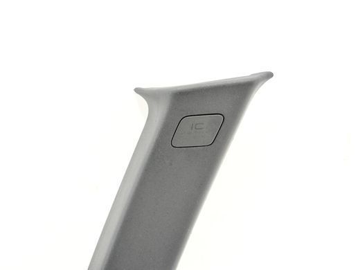 Накладка задней стойки левая VOLVO V50 P12 2010-2012 (39893311) 8641779, 8641779, A