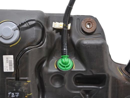 Паливний бак TOYOTA AVENSIS T27 2012-2015 77001-05060, 77001-05060, A