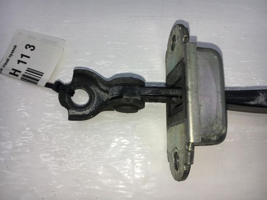 Обмежувач дверей задній лівий правий NISSAN NAVARA D40 2005-2010 824304X30A, 824304X30A, A