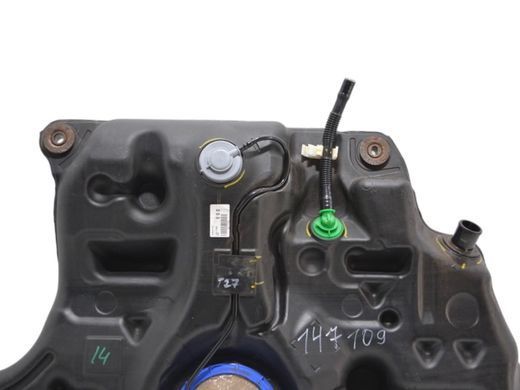 Паливний бак TOYOTA AVENSIS T27 2012-2015 77001-05060, 77001-05060, A