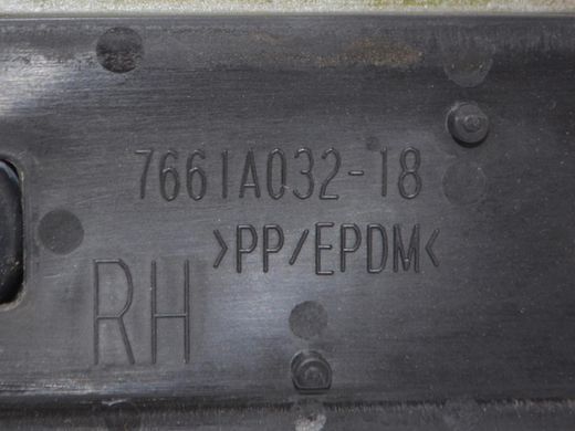 Рейлінг даху правий CITROEN C-CROSSER 2007-2013 7661A032, 7661A032, A
