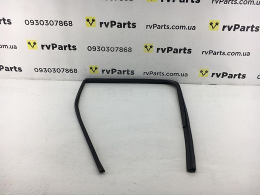 Уплотнитель боковых стекол задний левый INFINITI QX56 2004-2010 82331-ZC30B, 82331-ZC30B, A