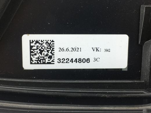 Скло дверей заднє праве VOLVO XC40 2017- 32244806, 32244806, A