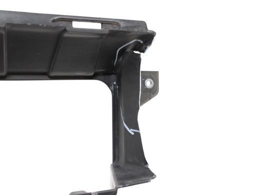Дефлектор радиатора POLESTAR 2 2020- 31688838, 31688838, B