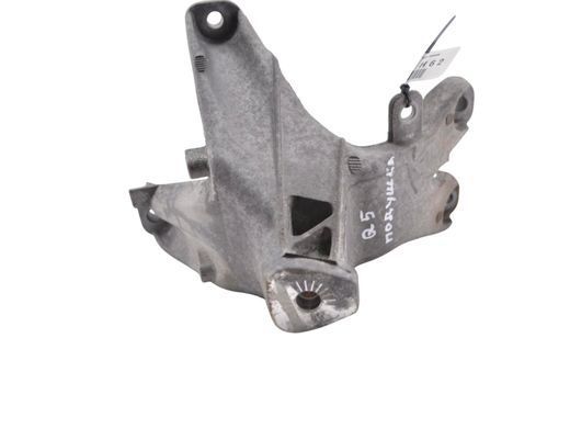 Кронштейн опори двигуна правий AUDI Q5 2008-2012 8K0199308AP, 8K0199308AP, A