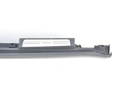 Накладка порога правая MINI COUNTRYMAN R60 2010-2016 51779801888, 51779801888, B