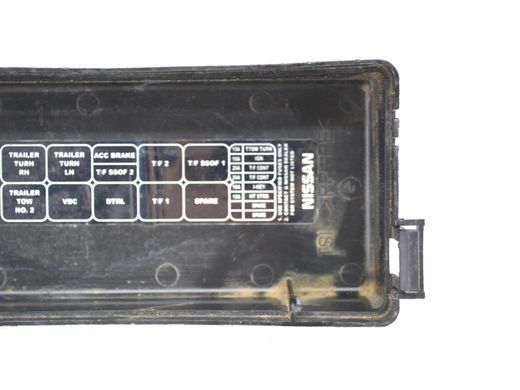 Кришка блоку запобіжників INFINITI QX56 2004-2010 24382ZQ00B, 24382ZQ00B, B