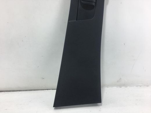 Накладка середньої стійки верхня права VOLVO XC40 2017- 31457493, 31457493, A
