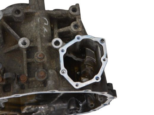 Корпус КПП задний HYUNDAI SANTA FE CM 2006-2009 43111-38011, 43111-38011, A