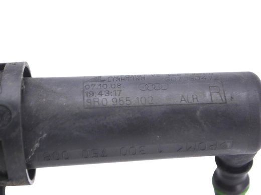 Форсунка омивача фар передня права AUDI Q5 2008-2012 8R0955102, 8R0955102, A