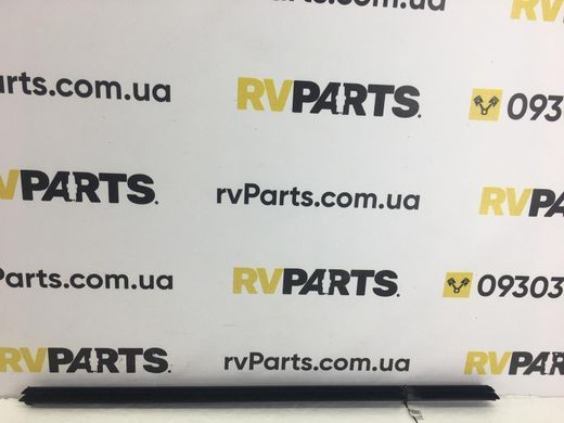 Ущільнювач бічного скла нижній задній лівий правий внутрішній VOLKSWAGEN PASSAT B7 2010-2014 3AE839471, 3AE839471, A
