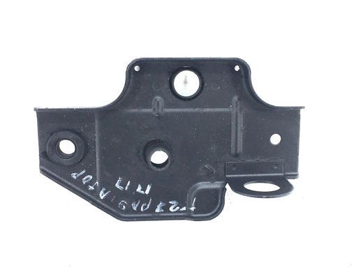 Кронштейн радиатора верхний правый TOYOTA AVENSIS T27 2012-2015 16505-0R060, 16505-0R060, A