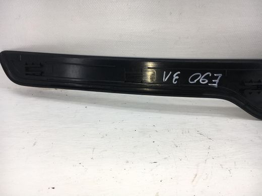 Накладка порога задняя левая внутренняя BMW 320 E90 2005-2008 51477060285, 51477060285, B