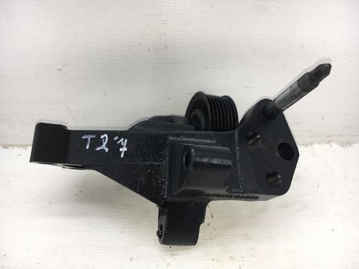 Кронштейн опори двигуна правий TOYOTA AVENSIS T27 2009-2011 12315-26020, 12315-26020, A