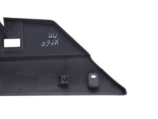 Накладка торпедо нижняя правая VOLVO XC60 2013-2017 8630198, 8630198, B