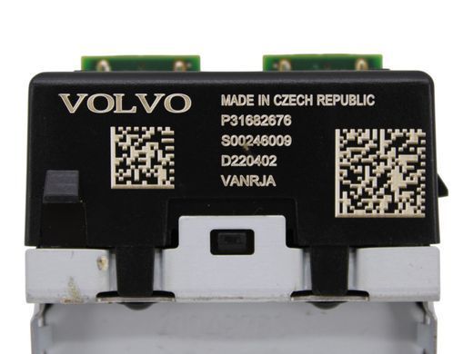 Роз'єм USB/AUX POLESTAR 2 2020- 31682676, 31682676, A