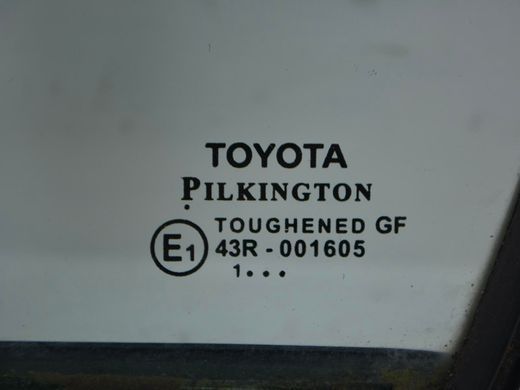 Стекло двери переднее левое TOYOTA AVENSIS T27 2012-2015 68126-05010, 68126-05010, A