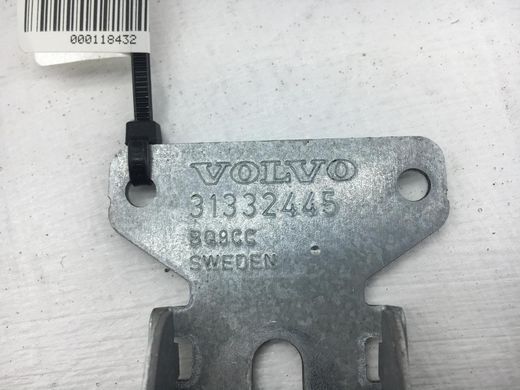 Гачок багажного відділення VOLVO S60 Y20 2013-2018 31332445, 31332445, A
