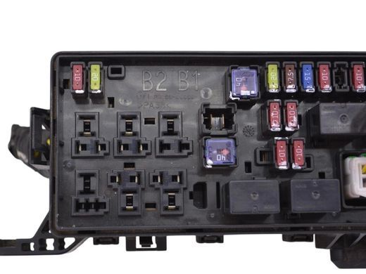 Блок запобіжників MITSUBISHI L200 KAOT 2006-2011 (в зборі) MN141330, MN141330, A
