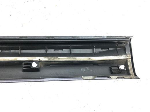 Накладка двери нижняя передняя левая внешняя AUDI Q5 2008-2012 8R0853959E, 8R0853959E, B