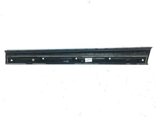 Накладка двери нижняя передняя левая внешняя AUDI Q5 2008-2012 8R0853959E, 8R0853959E, B
