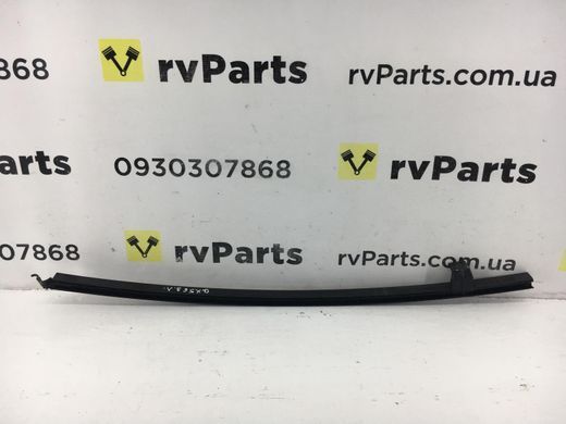 Направляющая стекла двери задняя левая INFINITI QX56 2004-2010 82223-7S000, 82223-7S000, A
