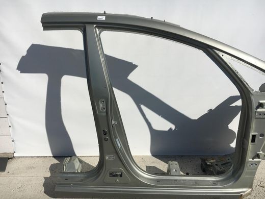 Чверть автомобіля передня права KIA CARENS 2012-2019 64600-A4900, 64600-A4900, A