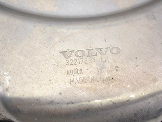 Захист гальмівного диска задній лівий VOLVO XC60 2017- 32217284, 32217284, A