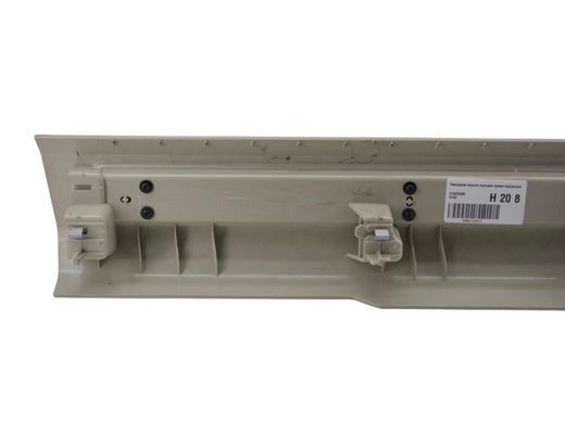 Накладка порога передняя правая внутренняя VOLVO XC60 2017- 31463288, 31463288, B