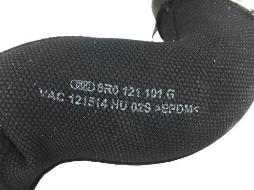 Патрубок радиатора верхний AUDI Q5 2008-2012 8R0121101G, 8R0121101G, A