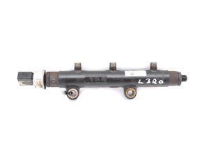 Паливна рампа ліва LAND ROVER RANGE ROVER SPORT L320 2005-2009 (з датчиком) LR005553, LR005553, A