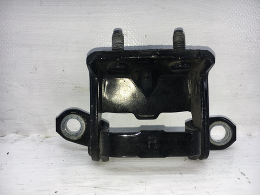 Петля двери верхняя задняя правая NISSAN NAVARA D40 2005-2010 82400ZP80A, 82400ZP80A, A