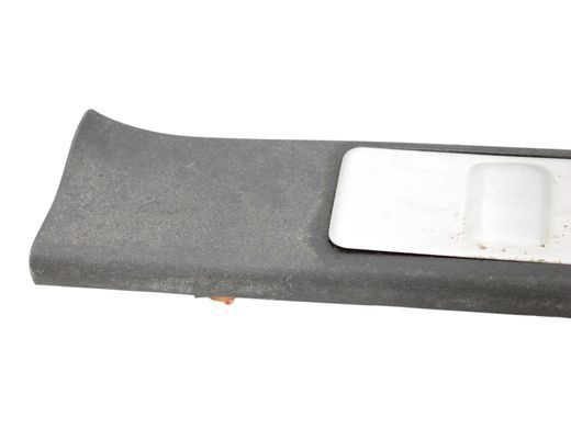 Накладка порога передня ліва внутрішня NISSAN NAVARA D40 2005-2010 769B54X00A, 769B54X00A, B