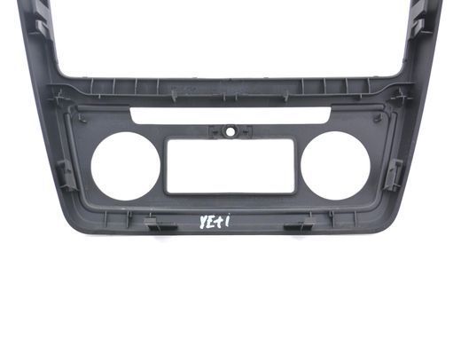 Накладка магнітоли SKODA YETI 2009-2013 5L0858069H, 5L0858069H, B