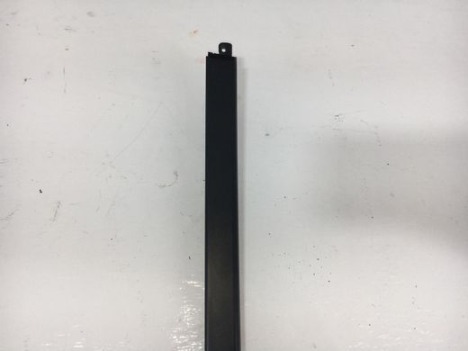 Направляющая стекла двери задняя правая NISSAN NAVARA D40 2005-2010 82222EB000, 82222EB000, A