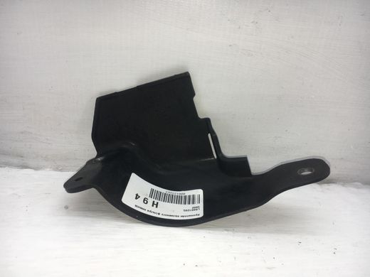 Кронштейн паливного фільтра нижній LAND ROVER FREELANDER 2 L359 2010-2012 LR001205, LR001205, A
