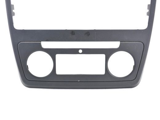 Накладка магнітоли SKODA YETI 2009-2013 5L0858069H, 5L0858069H, B