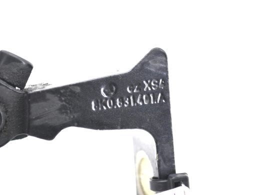 Петля двери нижняя задняя левая SKODA YETI 2009-2013 8K0831401A, 8K0831401A, A