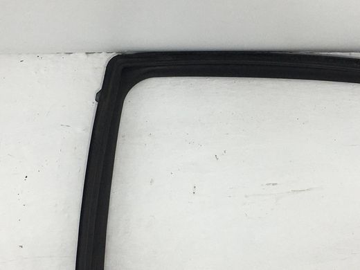 Ущільнювач бічного скла задній лівий NISSAN QASHQAI J10 2010-2013 82331JD00A, 82331JD00A, A