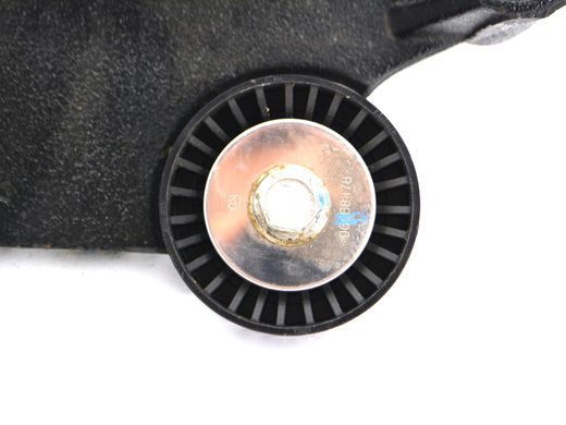Кронштейн опори двигуна правий CHEVROLET ORLANDO 2010-2017 25182555, 25182555, A