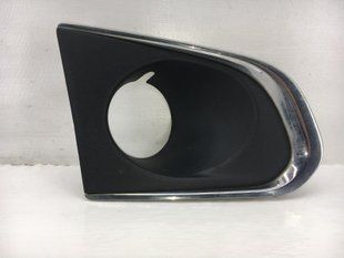 Накладка противотуманной фары передняя правая CHEVROLET TRAX U200 2013-2016 95015922, 95015922, A