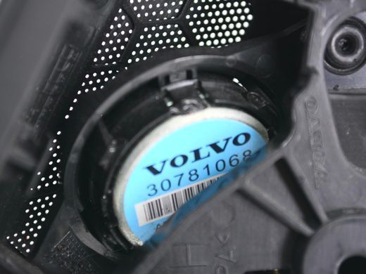 Накладка зеркала передняя правая внутренняя VOLVO S60 Y20 2013-2018 (8648753, в зборі з динаміком 30781068) 8648749, 8648749, B