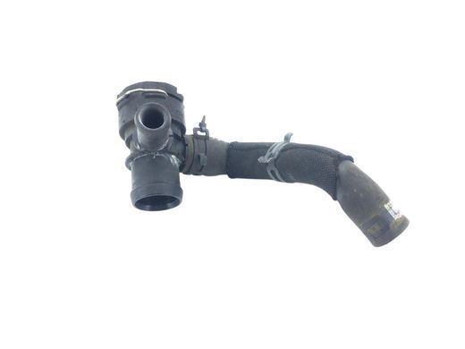 Тройник системы охлаждения AUDI Q5 2008-2012 (з патрубком 8K0121448B) 8K0122293B, 8K0122293B, A