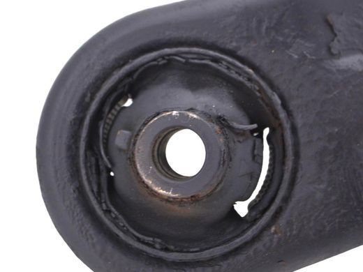 Важіль передньої підвіски передній правий TOYOTA RAV4 CA30W 2005-2010 (шарова опора та сайлентблоки під заміну) 48068-42050, 48068-42050, B