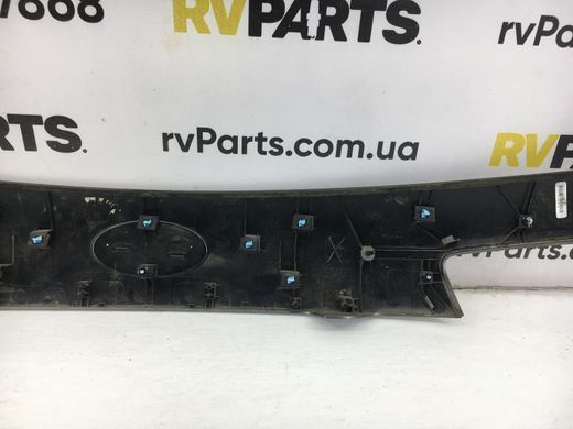 Накладка кришки багажника зовнішня KIA SORENTO UM 2014-2020 (з емблемою) 87371-C6000, 87371-C6000, A