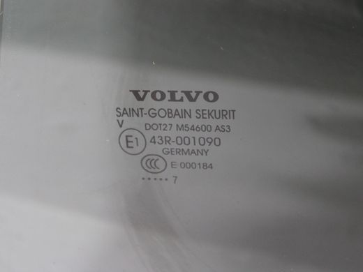 Скло дверей заднє ліве VOLVO V60 Y20 2013-2018 31335332, 31335332, B
