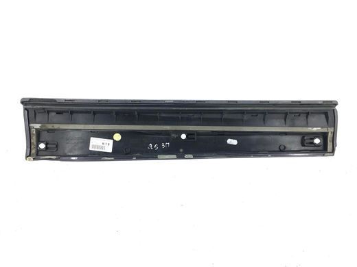 Накладка дверей нижня задня права зовнішня AUDI Q5 2008-2012 8R0853970E, 8R0853970E, B