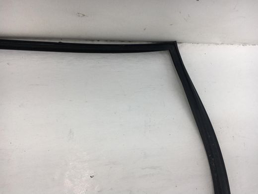 Уплотнитель боковых стекол задний правый LAND ROVER FREELANDER 2 L359 2010-2012 LR007493, LR007493, A