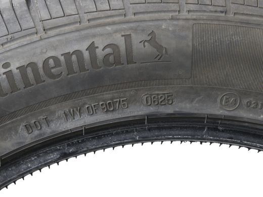 Шина R19 AS комплект 4шт., CONTINENTAL, 235/55R19 108V, Португалія 3шт. 2024р., США 1шт. 2025р., S0293, A